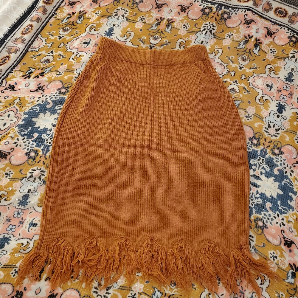 Cato distressed knit skirt